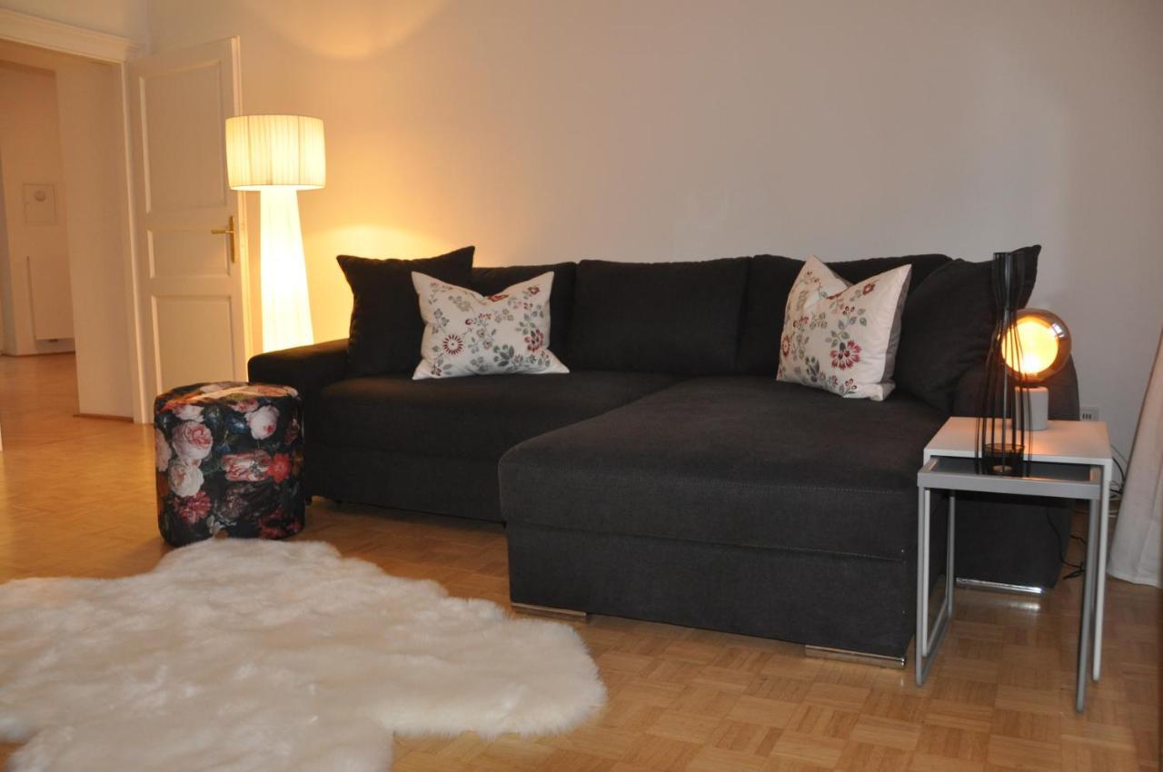 Wunderschone Altbauwohnung In Zentraler Lage Wien Bagian luar foto